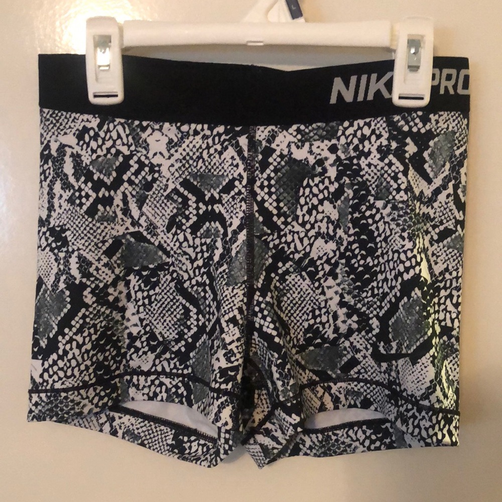 Nike Pro Dri-Fit Short
